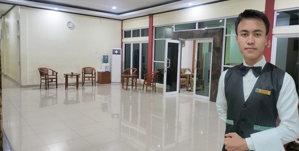 Pelatihan Resepsionis Hotel
